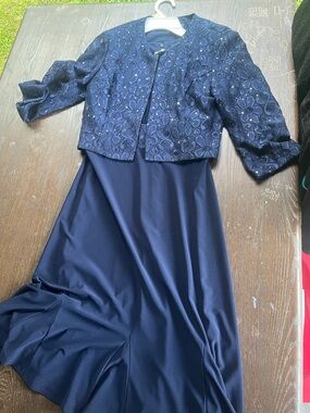 Jessica Howard Navy Blue Two-Piece Evening Dress with Lace Jacket